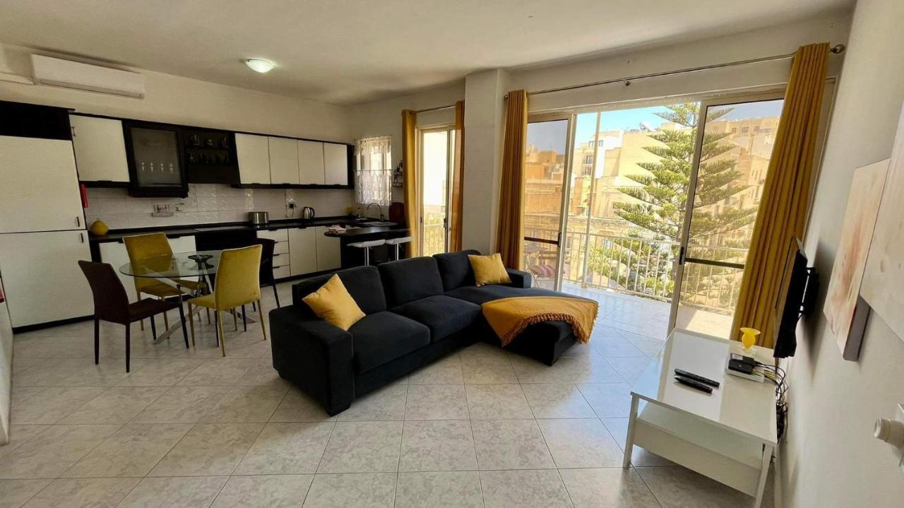 Apartamento Sea View And Valley View Flat In Marsalforn Exterior foto