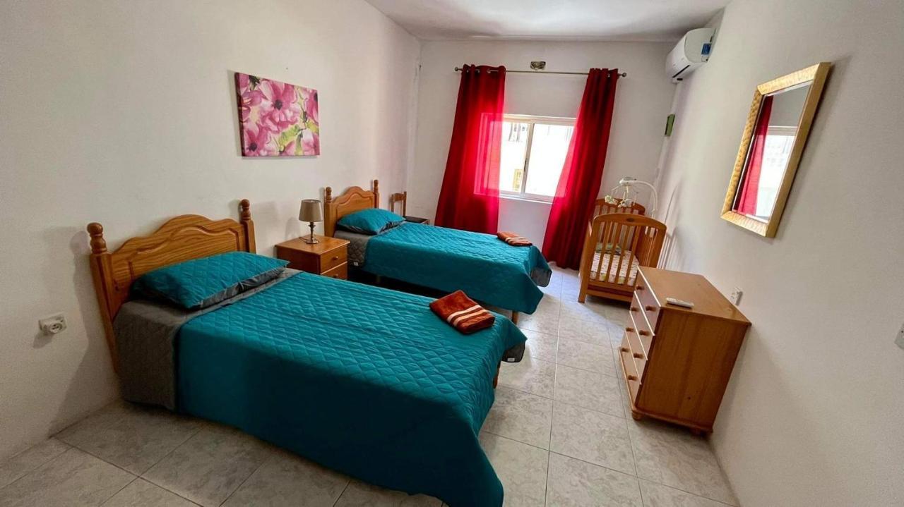 Apartamento Sea View And Valley View Flat In Marsalforn Exterior foto